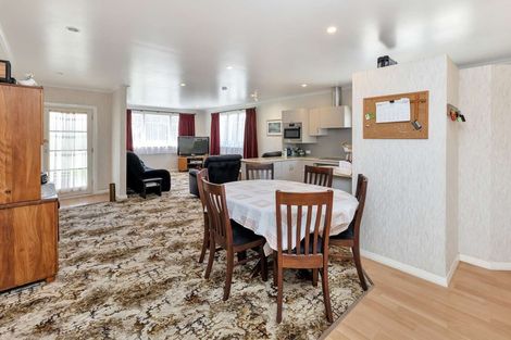 Photo of property in 12 Pyle Road East, Ruakaka, 0171