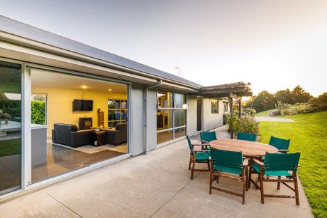 Photo of property in 100 Greer Court, Bunnythorpe, Palmerston North, 4481