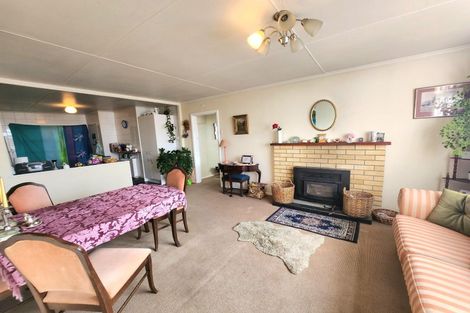 Photo of property in 72 Perth Street, South Hill, Oamaru, 9400
