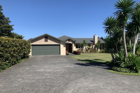 Photo of property in 60 Shelter Grove, Frankleigh Park, New Plymouth, 4310