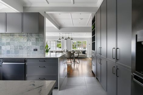 Photo of property in 9 Oakley Avenue, Claudelands, Hamilton, 3214