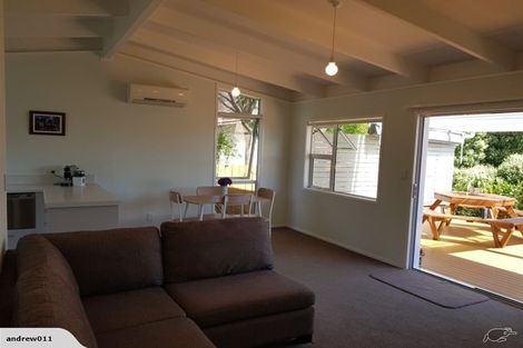 Photo of property in 2 Taihiki Road, Clarks Beach, 2122