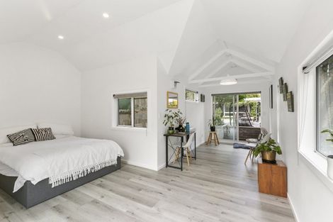 Photo of property in 17a Delhi Crescent, Khandallah, Wellington, 6035