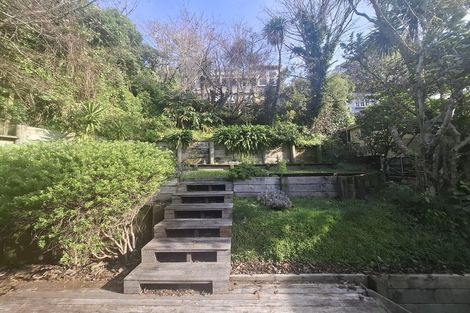 Photo of property in 15a Governor Road, Northland, Wellington, 6012