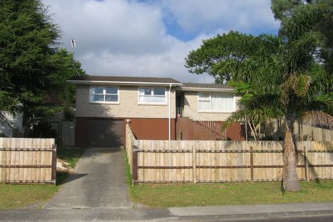 Photo of property in 1/16 Normanton Street, Glenfield, Auckland, 0629