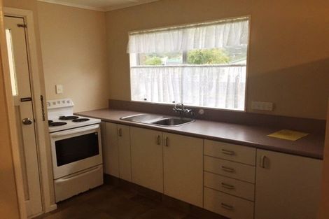 Photo of property in 1/23 Gemstone Drive, Birchville, Upper Hutt, 5018