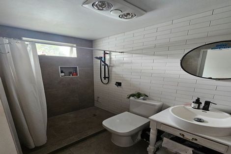 Photo of property in 38 Alexander Street, Cockle Bay, Auckland, 2014