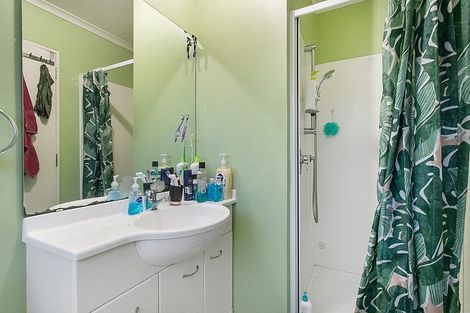 Photo of property in 47 Sandwick Drive, Weymouth, Auckland, 2103