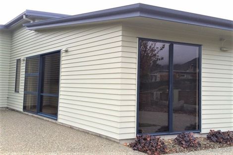 Photo of property in 40 Kelliher Drive, Wanaka, 9305