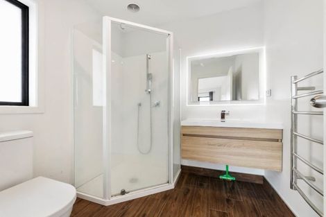 Photo of property in 42 Accolage Boulevard, Kumeu, 0810