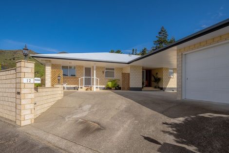 Photo of property in 12 Admiralty Place, Waikawa, Picton, 7220
