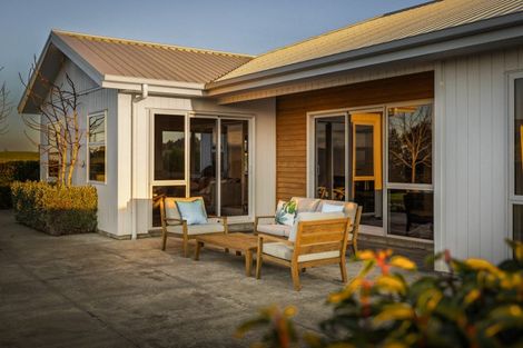 Photo of property in 22 Quarry Ridge, Poraiti, Napier, 4182