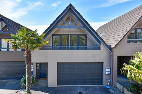 Photo of property in 46 Earnslaw Crescent, Clover Park, Auckland, 2019