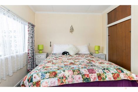 Photo of property in 5-5a Rugby Street, Waimate, 7924