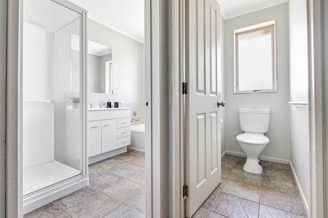 Photo of property in 2 Rochester Place, Nawton, Hamilton, 3200