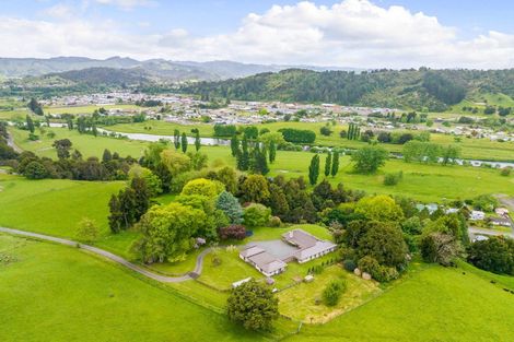 Photo of property in 25 Marsack Road, Taumarunui, 3992