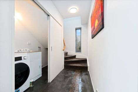 Photo of property in 1 Cron Avenue, Te Atatu South, Auckland, 0610