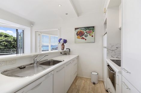 Photo of property in Rockhaven Saville, 116 Oriental Parade, Oriental Bay, Wellington, 6011