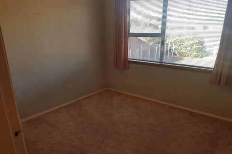 Photo of property in 22 Woodend Road, Woodend, 7610