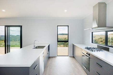 Photo of property in 54 Sardinia Grove, Fitzherbert, Palmerston North, 4410