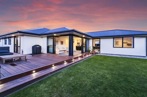 Photo of property in 3 Guyon Street, Marshland, Christchurch, 8083