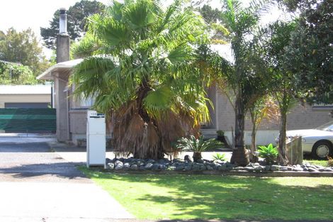 Photo of property in 108 Tirimoana Road, Te Atatu South, Auckland, 0602