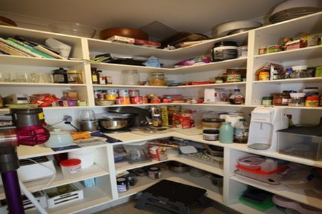 Photo of property in 35 Rochfort Crescent, Pyes Pa, Tauranga, 3112