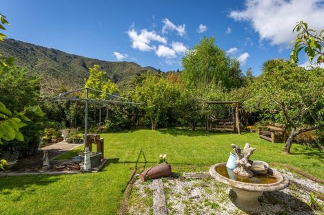 Photo of property in 21 Turners Road, Waikawa, Picton, 7220