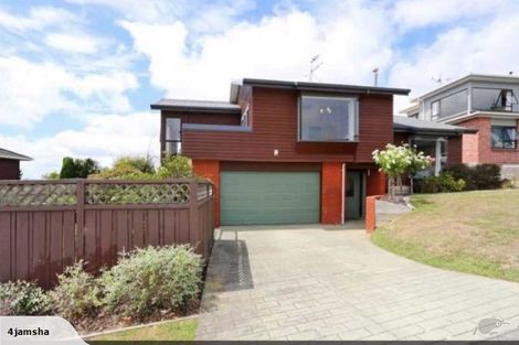 Photo of property in 19 Halladale Road, Papakowhai, Porirua, 5024