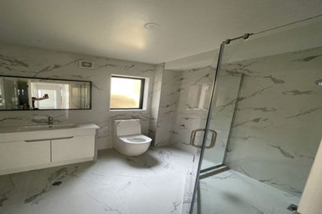 Photo of property in 4 Papauma Place, Papakura, 2110