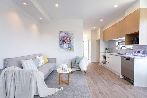 Photo of property in 4a Unsworth Drive, Unsworth Heights, Auckland, 0632