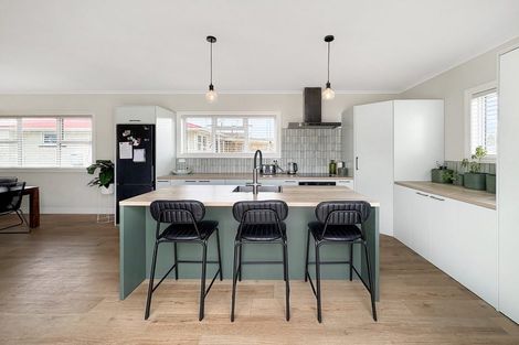 Photo of property in 56 Matai Street, Castlecliff, Whanganui, 4501