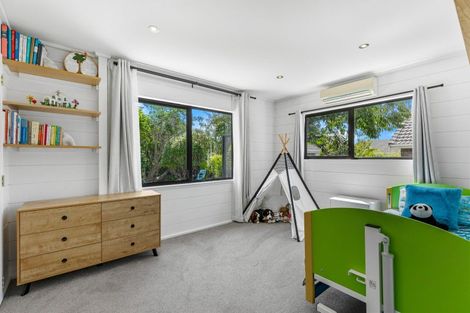 Photo of property in 31 Crampton Court, Orewa, 0931