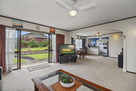 Photo of property in 70b Resolution Road, Welcome Bay, Tauranga, 3112
