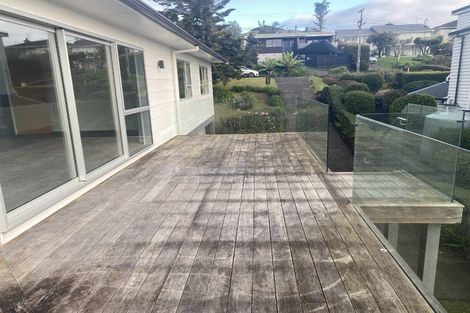 Photo of property in 93 Hebron Road, Waiake, Auckland, 0630