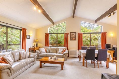 Photo of property in 25 Abbotsford Road, Waipawa, 4210