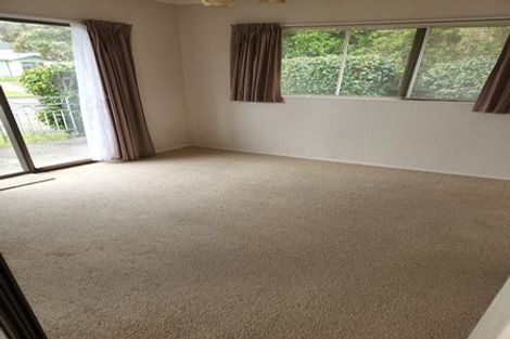 Photo of property in 29a Rewarewa Crescent, Waikanae, 5036