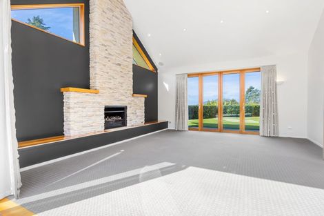 Photo of property in 5 Cameron Drive, Acacia Bay, Taupo, 3385