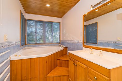 Photo of property in 13 Waikana Street, Broad Bay, Dunedin, 9014