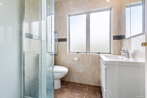 Photo of property in 33a Rogan Street, Mount Roskill, Auckland, 1041