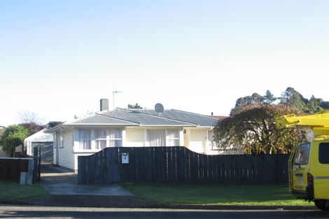 Photo of property in 6 Brazier Grove, Paraparaumu, 5032