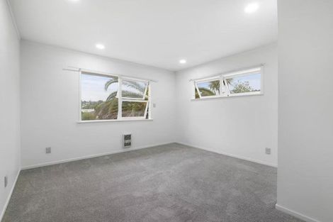 Photo of property in 86 Marlborough Avenue, Glenfield, Auckland, 0629