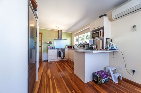Photo of property in 7 Magnolia Grove, Maungaraki, Lower Hutt, 5010