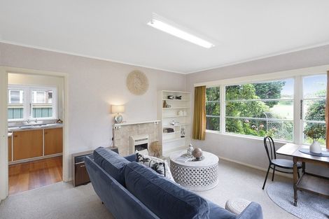 Photo of property in 28 Weka Road, Raumati Beach, Paraparaumu, 5032