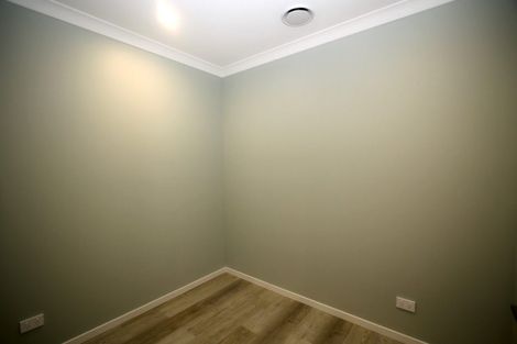 Photo of property in 21a Awanui Street, Merrilands, New Plymouth, 4312