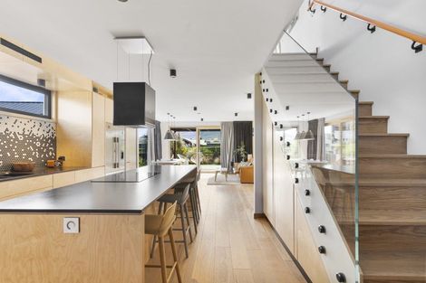 Photo of property in 6 Soudley Court, Jacks Point, Queenstown, 9371