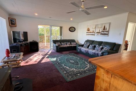 Photo of property in 4 Collins Place, Picton, 7220