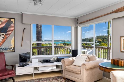 Photo of property in 13 Long Beach Road, Russell, 0202