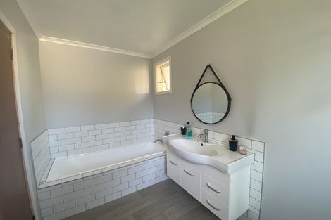 Photo of property in 48 Stafford Street, Waitara, 4320