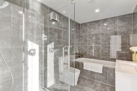 Photo of property in 7c Mcquoids Road, Flat Bush, Auckland, 2019